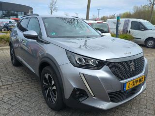 Peugeot 2008 1.2 PureTech Allure Pack | Automaat | Navigatie | Camera | Trekhaak | NL auto | 1e eigenaar | 48...