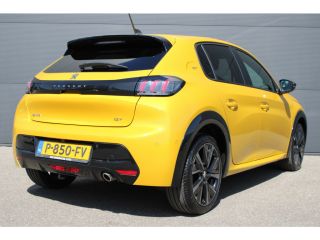 Peugeot 208 1.2 PureTech GT Pack | Navigatie | Camera | Panoramadak | Full LED | Alcantara | NL auto | Apple ...