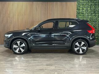 Volvo  XC40 Recharge Ultimate 70 kWh | Trekhaak | All Season banden | Schuifdak | 360&deg; Camera | Harman Kardon...