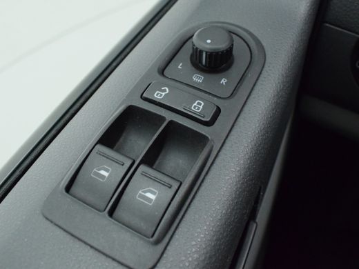 Volkswagen Transporter 2.0 TDI L2H1 DC Comfortline 140PK AIRCO  NAVI Dubbele Cabine ActivLease financial lease