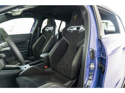 Abarth 600e Scorpionissima 54 kWh 281PK | Design Pack | Winter Pack | Tech Pack | Gaming Pack | Engine Sound ... ActivLease financial lease