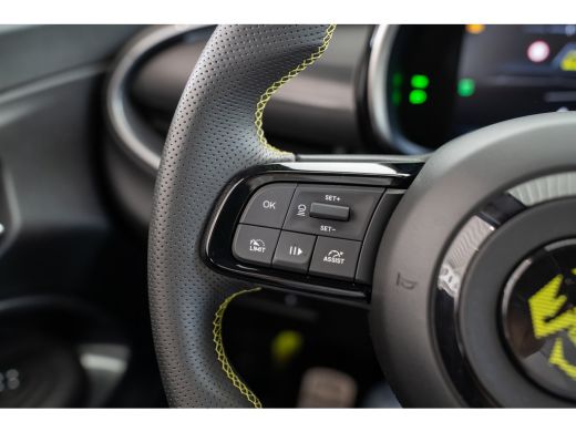 Abarth 600e Scorpionissima 54 kWh 281PK | Design Pack | Winter Pack | Tech Pack | Gaming Pack | Engine Sound ... ActivLease financial lease