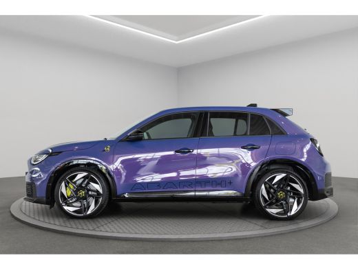 Abarth 600e Scorpionissima 54 kWh 281PK | Design Pack | Winter Pack | Tech Pack | Gaming Pack | Engine Sound ... ActivLease financial lease