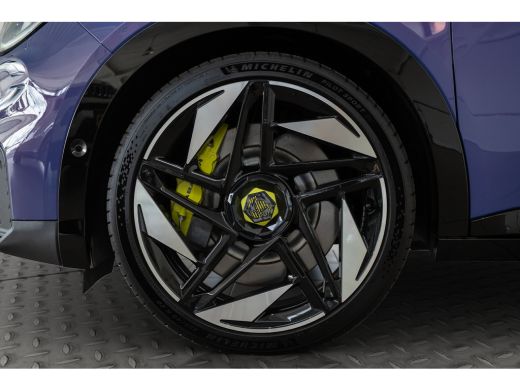 Abarth 600e Scorpionissima 54 kWh 281PK | Design Pack | Winter Pack | Tech Pack | Gaming Pack | Engine Sound ... ActivLease financial lease