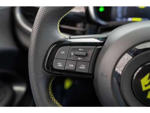 Abarth 600e Turismo 54 kWh | 8 Jaar Garantie | 20 Inch Velgen | Apple Carplay & Android Auto | LED | Keyless ... ActivLease financial lease