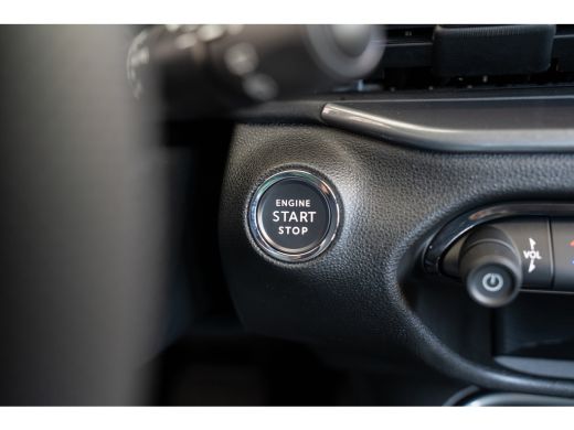 Abarth 600e Turismo 54 kWh | 8 Jaar Garantie | 20 Inch Velgen | Apple Carplay & Android Auto | LED | Keyless ... ActivLease financial lease