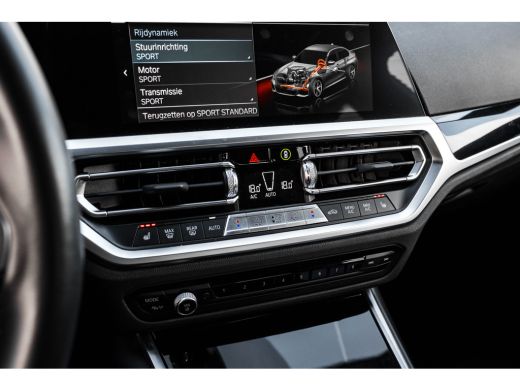 BMW 3 Serie 330e High Executive 292 PK | M Sport | Panoramadak | Voorstoelen Verwarmd | Achteruitrijcamera | ... ActivLease financial lease