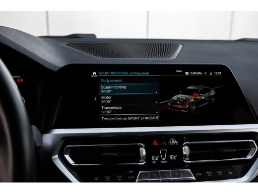 BMW 3 Serie 330e High Executive 292 PK | M Sport | Panoramadak | Voorstoelen Verwarmd | Achteruitrijcamera | ... ActivLease financial lease