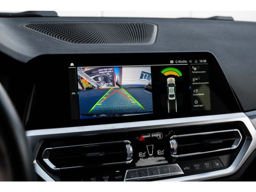 BMW 3 Serie 330e High Executive 292 PK | M Sport | Panoramadak | Voorstoelen Verwarmd | Achteruitrijcamera | ... ActivLease financial lease