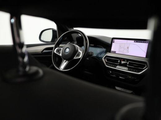 BMW iX3 M-SPORT HIGH EXECUTIVE 80 kWh + TREKHAAK | HEAD-UP | 360 CAMERA | PANORAMA | STUURVERWARMING ActivLease financial lease