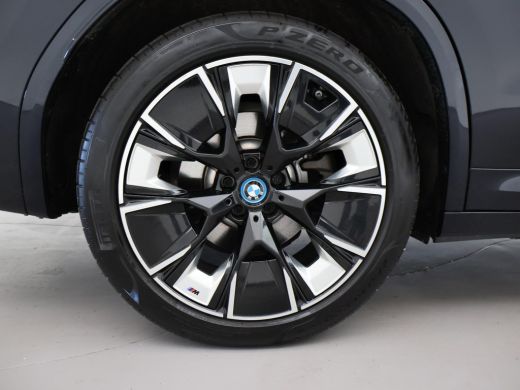 BMW iX3 M-SPORT HIGH EXECUTIVE 80 kWh + TREKHAAK | HEAD-UP | 360 CAMERA | PANORAMA | STUURVERWARMING ActivLease financial lease