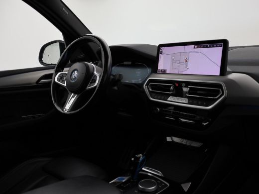 BMW iX3 M-SPORT HIGH EXECUTIVE 80 kWh + TREKHAAK | HEAD-UP | 360 CAMERA | PANORAMA | STUURVERWARMING ActivLease financial lease