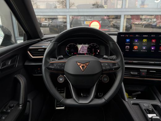 CUPRA Leon 1.4 e-Hybrid 245pk VZ Performance | Camera | Elektrische Stoel | Panoramadak | ActivLease financial lease