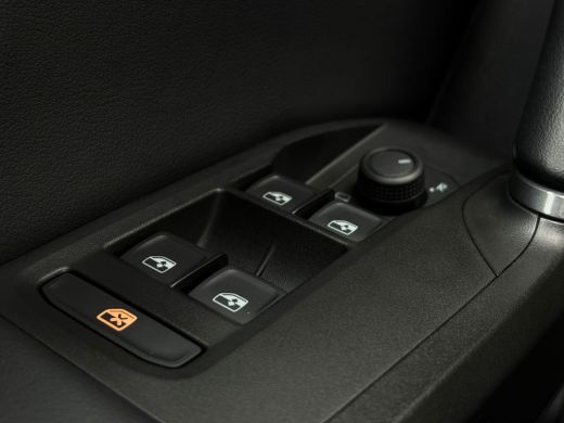 CUPRA Leon 1.4 e-Hybrid 245pk VZ Performance | Camera | Elektrische Stoel | Panoramadak | ActivLease financial lease