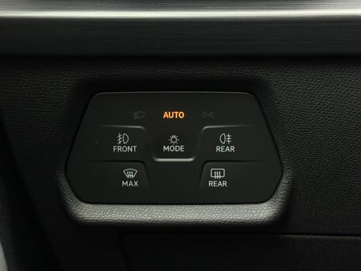 CUPRA Leon 1.4 e-Hybrid 245pk VZ Performance | Camera | Elektrische Stoel | Panoramadak | ActivLease financial lease