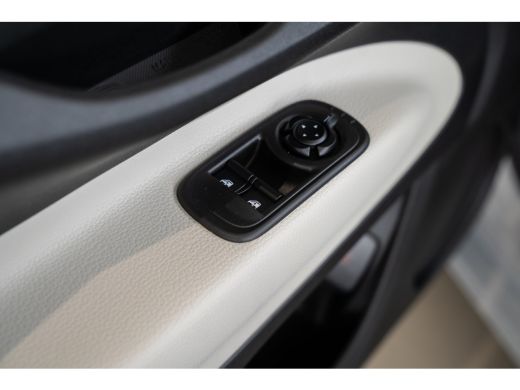 Fiat 500C La Prima 42 kWh | 8 Jaar Garantie | Camera | Adaptive Cruise | Keyless | Navigatie | Stoelverwarm... ActivLease financial lease