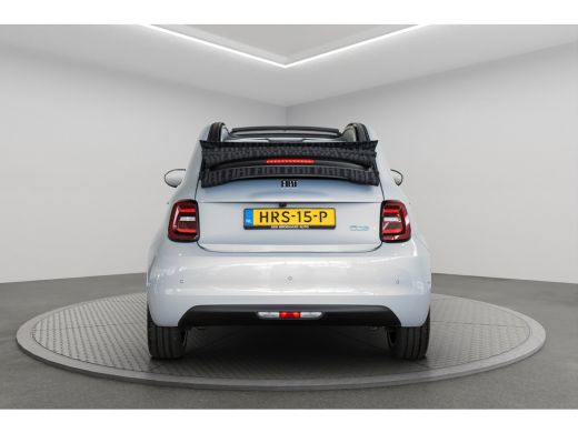 Fiat 500C La Prima 42 kWh | 8 Jaar Garantie | Camera | Adaptive Cruise | Keyless | Navigatie | Stoelverwarm... ActivLease financial lease