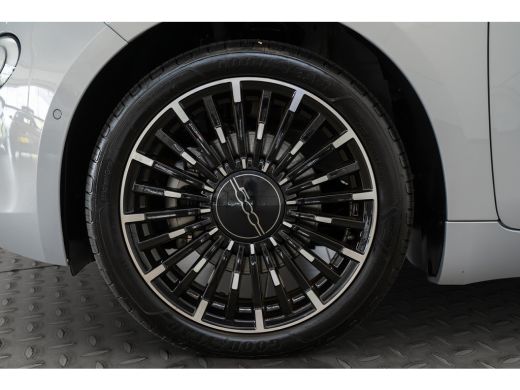 Fiat 500C La Prima 42 kWh | 8 Jaar Garantie | Camera | Adaptive Cruise | Keyless | Navigatie | Stoelverwarm... ActivLease financial lease