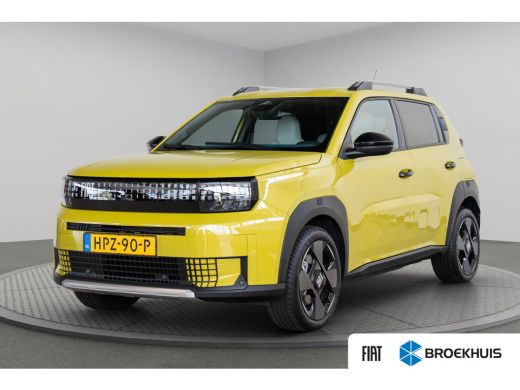 Fiat Grande Panda La Prima 11 kW 44 kWh | Stoel & Stuurverwarming | Camera | Navigatie | Climate Controle | Parkeer...