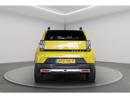 Fiat Grande Panda La Prima 11 kW 44 kWh | Stoel & Stuurverwarming | Camera | Navigatie | Climate Controle | Parkeer... ActivLease financial lease