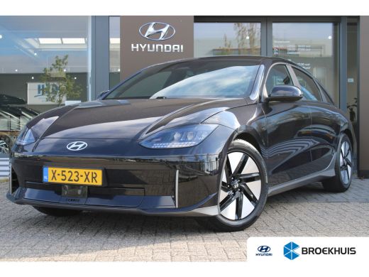 Hyundai IONIQ 6 Style 53 kWh | Achteruitrijcamera | Metaalkleur | Warmtepomp