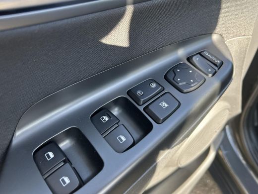 Hyundai Kona 1.6 GDI HEV Comfort | Apple Carplay - Android Auto | Rijklaarprijs ! ActivLease financial lease