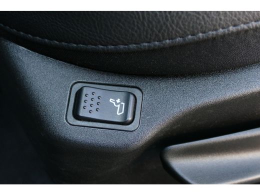 Jeep Compass 4xe 240 PLUG-IN HYBRID UPLAND AUTOMAAT / NAVI / CLIMA / 18" LMV / CAMERA / FULL-LED / KEYLESS / S... ActivLease financial lease