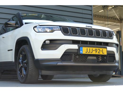 Jeep Compass 4xe 240 PLUG-IN HYBRID UPLAND AUTOMAAT / NAVI / CLIMA / 18" LMV / CAMERA / FULL-LED / KEYLESS / S... ActivLease financial lease