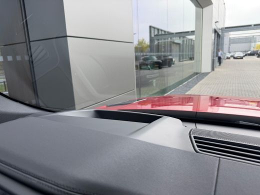 Land Rover Range Rover Sport P440e Dynamic HSE | Head-Up | Softclose | El. trekhaak | 23 Inch | Stoelkoeling | Pano | Black Pack ActivLease financial lease