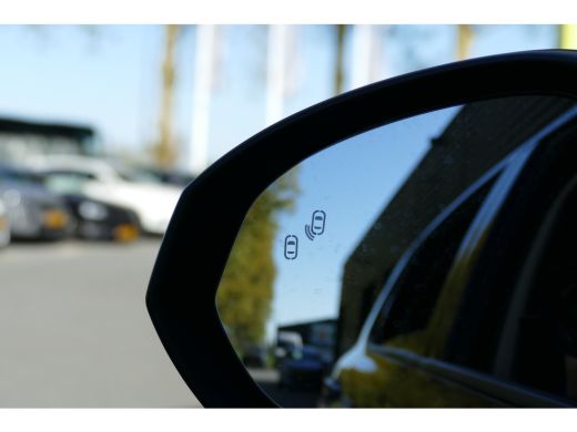 Lynk & Co 01 1.5 262PK PLUG-IN HYBRID AUTOMAAT 262PK PLUG-IN HYBRID AUTOMAAT / NAVI / CLIMA /  20"LMV / CAMERA... ActivLease financial lease