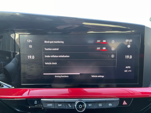 Opel Mokka 1.2 130PK GS-Line AUT ADAPTIVE CRUISE CONTROL| CAMERA| PARKEERSENSOREN V&A| KEYLESS ENTRY&START| ... ActivLease financial lease