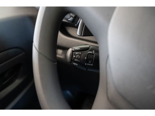 Opel Vivaro 2.0 CDTI L3H1 145PK Automaat | Apple Carplay & Android Auto | Camera | Parkeersensoren | Lichtmet... ActivLease financial lease