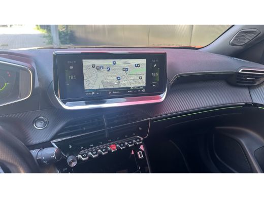 Peugeot 2008 1.2 PureTech GT | Achterbank in delen neerklapbaar | Achteruitrijcamera | Airco (automatisch) ActivLease financial lease