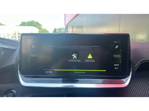 Peugeot 2008 1.2 PureTech GT | Achterbank in delen neerklapbaar | Achteruitrijcamera | Airco (automatisch) ActivLease financial lease