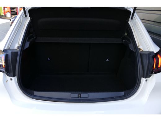 Peugeot 208 1.2 PURETECH 75PK ALLURE / NAVI / CLIMA / 16"LMV / PDC / BLUETOOTH / CRUISECONTROL / 1E EIGENAAR ... ActivLease financial lease