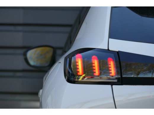 Peugeot 208 1.2 PURETECH 75PK ALLURE / NAVI / CLIMA / 16"LMV / PDC / BLUETOOTH / CRUISECONTROL / 1E EIGENAAR ... ActivLease financial lease