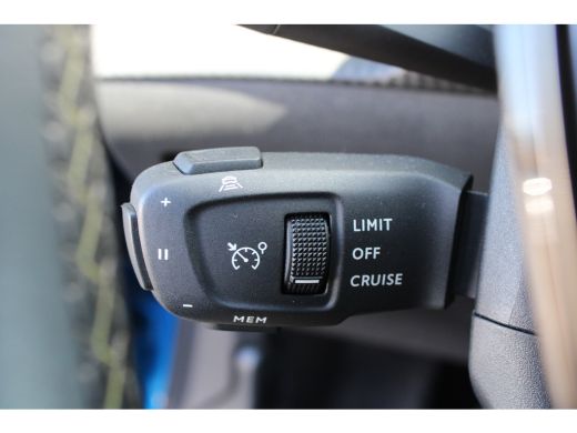 Peugeot 208 1.2 PureTech GT Pack | Navigatie | Camera | Panoramadak | Stoelverwarming | NL auto | 1e Eigenaar... ActivLease financial lease