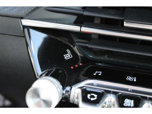 Peugeot 208 1.2 PureTech GT Pack | Navigatie | Camera | Panoramadak | Stoelverwarming | NL auto | 1e Eigenaar... ActivLease financial lease