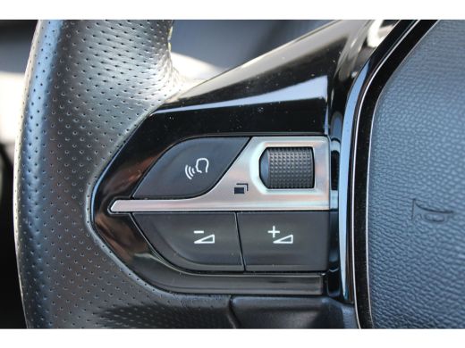 Peugeot 208 1.2 PureTech GT Pack | Navigatie | Camera | Panoramadak | Stoelverwarming | NL auto | 1e Eigenaar... ActivLease financial lease