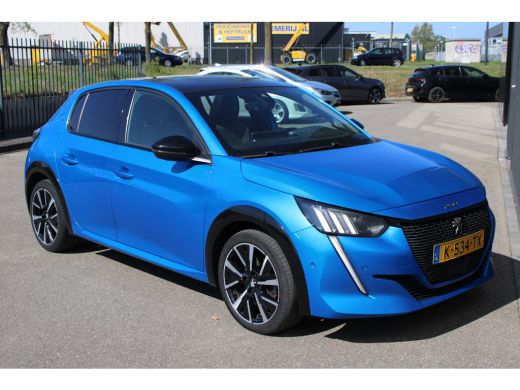 Peugeot 208 1.2 PureTech GT Pack | Navigatie | Camera | Panoramadak | Stoelverwarming | NL auto | 1e Eigenaar... ActivLease financial lease