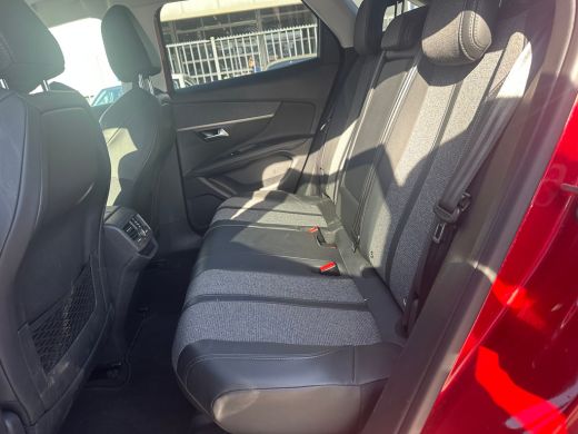 Peugeot 3008 1.2 PureTech Allure Camera | Afneembare Trekhaak | Stof/Leder | Cruise | Climate | DAB | LED | Ca... ActivLease financial lease