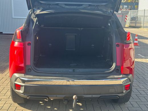 Peugeot 3008 1.2 PureTech Allure Camera | Afneembare Trekhaak | Stof/Leder | Cruise | Climate | DAB | LED | Ca... ActivLease financial lease