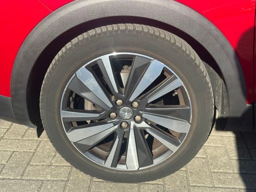 Peugeot 3008 1.2 PureTech Allure Camera | Afneembare Trekhaak | Stof/Leder | Cruise | Climate | DAB | LED | Ca... ActivLease financial lease