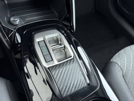 Peugeot e-208 Allure | Elektrische parkeerrem | Elektrische parkeerrem | Extra getinte achterste zijruiten en a... ActivLease financial lease