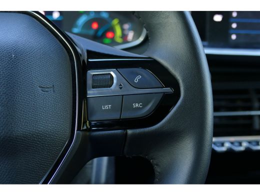 Peugeot e-208 EV 136PK 50KWH ACTIVE PACK AUTOMAAT / NAVI / 16"LMV / LED / CLIMA / PDC / BLUETOOTH / CRUISECONTR... ActivLease financial lease