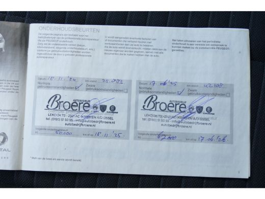 Peugeot e-208 EV 136PK 50KWH ACTIVE PACK AUTOMAAT / NAVI / 16"LMV / LED / CLIMA / PDC / BLUETOOTH / CRUISECONTR... ActivLease financial lease