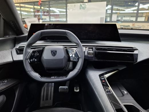 Peugeot e-3008 GT Avantage 210 73 kWh ActivLease financial lease