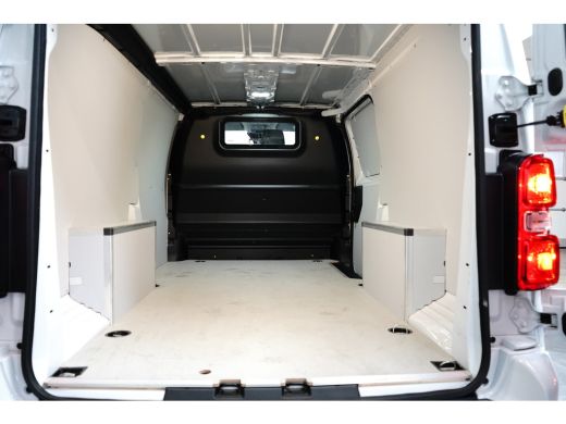 Peugeot Expert 1.5 BlueHDi 120 S&S L3 | 2 zitplaatsen rechtsvoor | Airco | Centrale deurvergrendeling met afstan... ActivLease financial lease