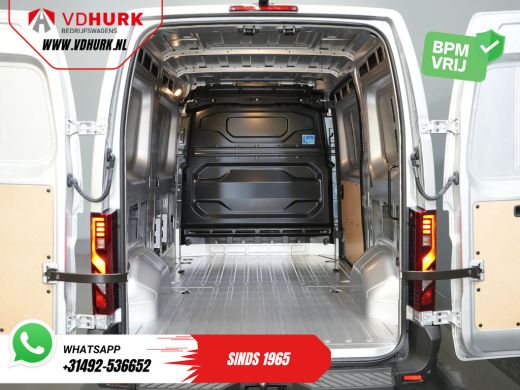 Renault Master 2.0 dCi 130 pk L2H2 LED/ Carplay/ Trekhaak/ Camera/ Cruise/ PDC/ Airco ActivLease financial lease