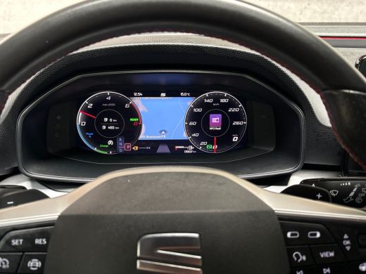 Seat Leon 1.4 TSI eHybrid PHEV FR 204Pk Automaat (APPLE CARPLAY, GROOT NAVI, STUUR/STOELVERWARMING, CAMERA,... ActivLease financial lease